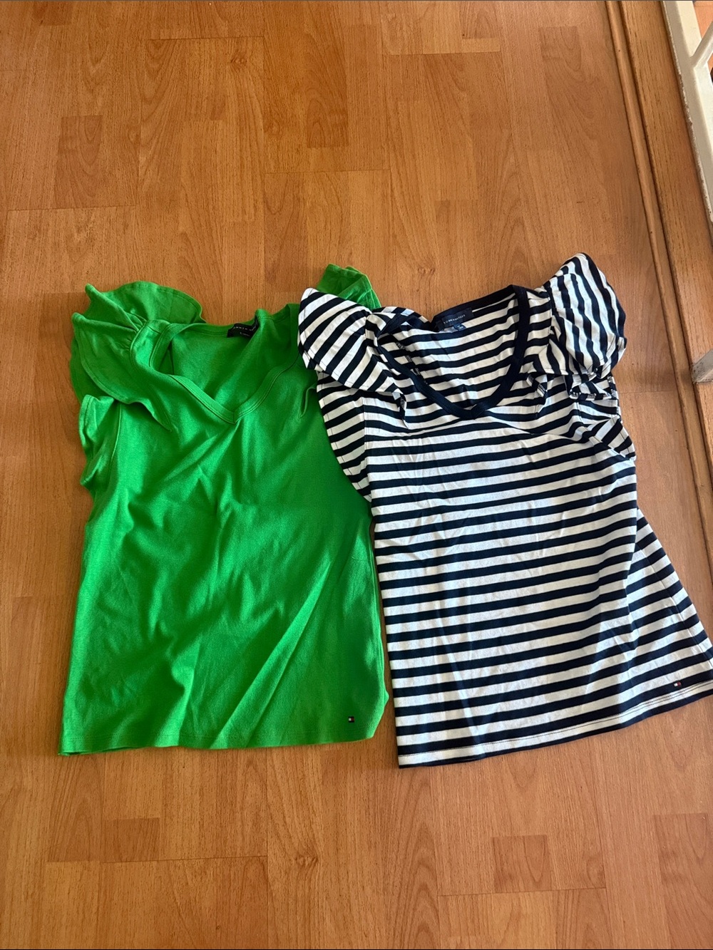 2 Tommy Hilfiger Bright Green Ruffle Sleeve Tee